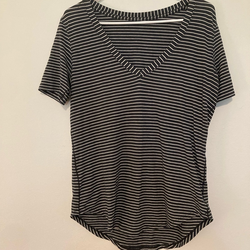 lululemon athletica Black and White V-Neck Tee